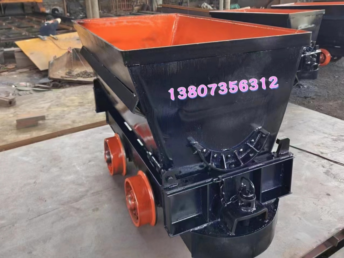 郴州打砂機磁選機制造,翻斗式礦車,郴州市久通礦山設(shè)備有限公司